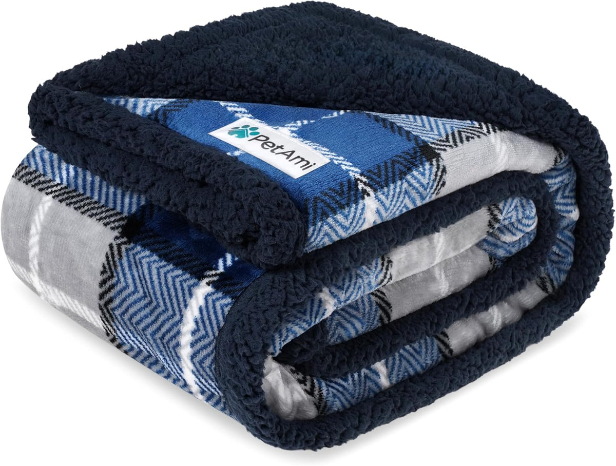 PetAmi blanket in navy plaid